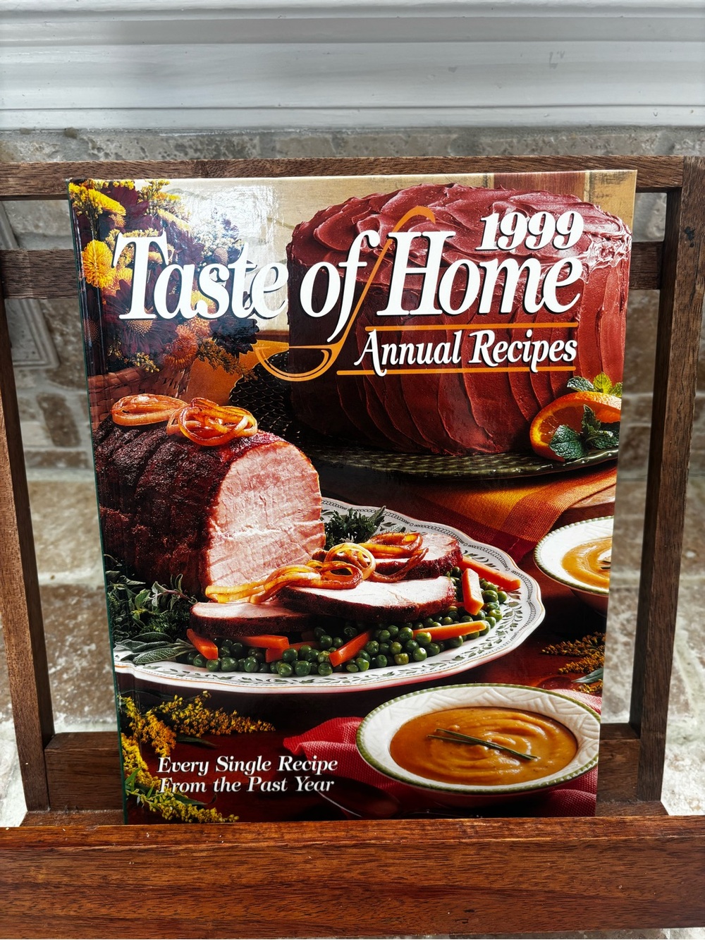 Taste of Home Cookbook - Red and Brown Cover